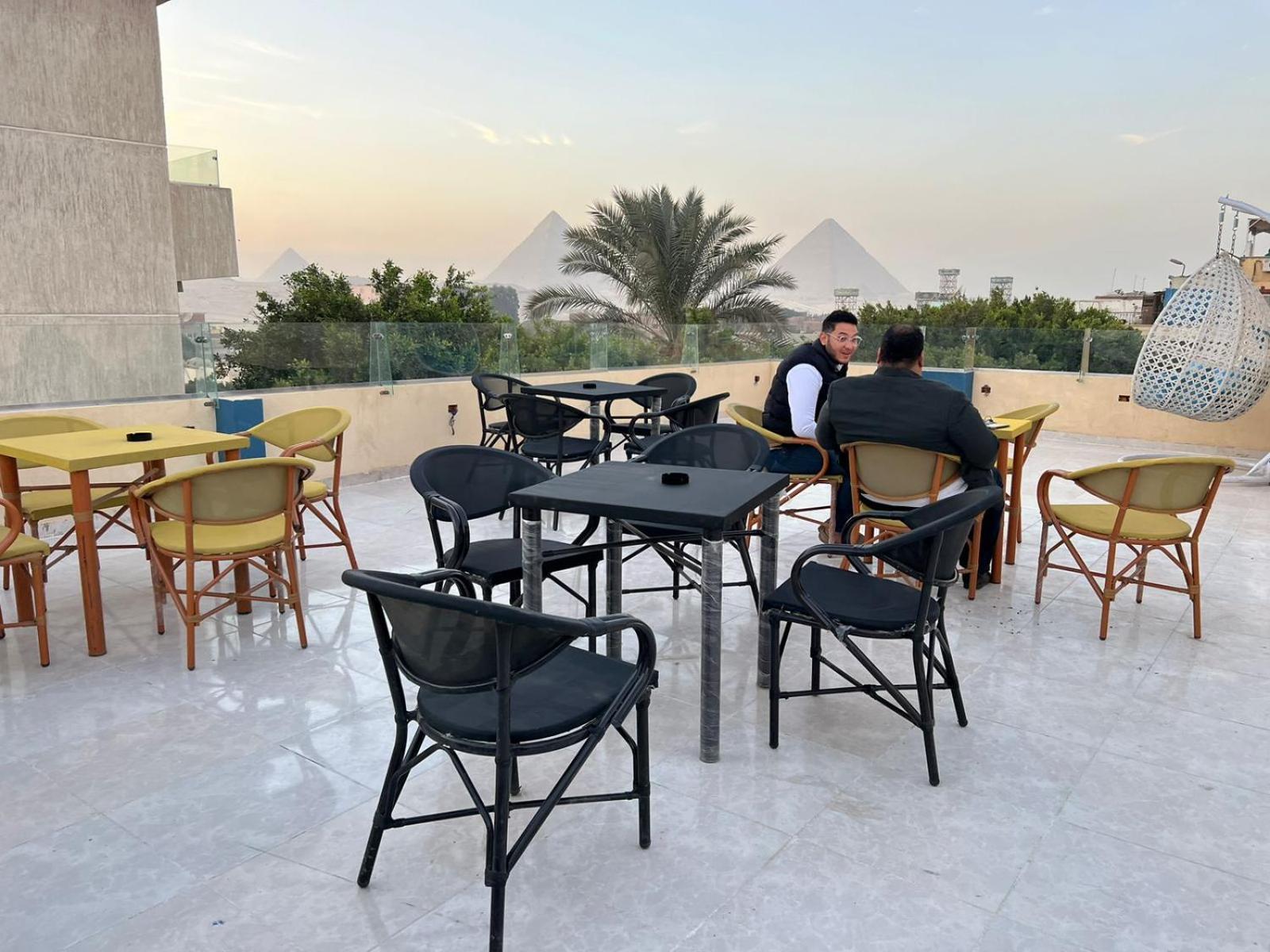 Hotel Regent Pyramids View Kafret el-Gabal Exterior foto