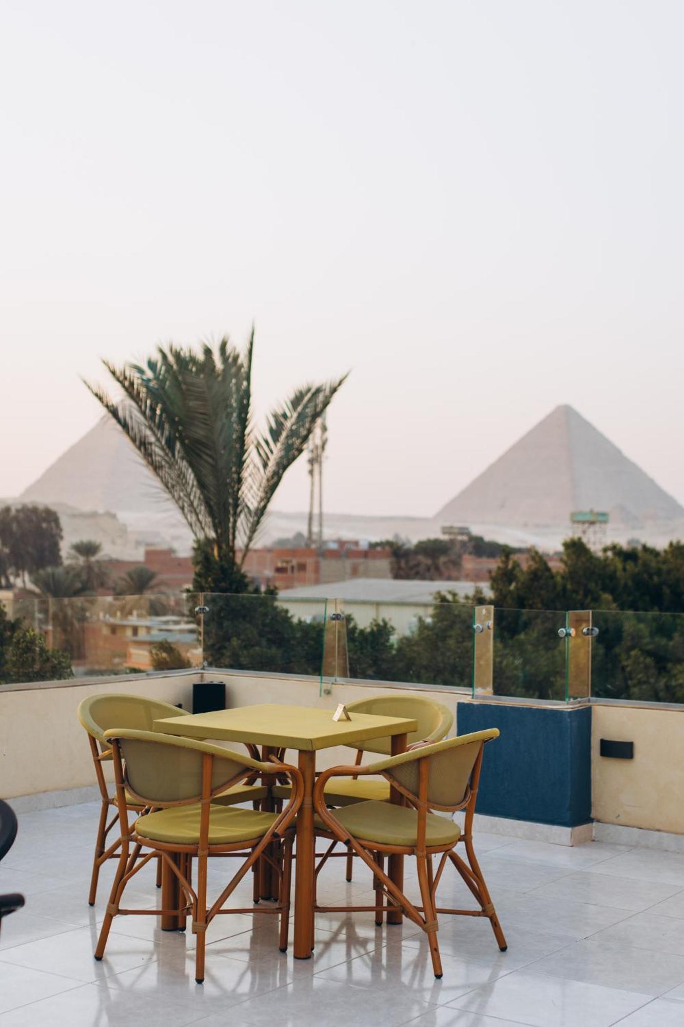 Hotel Regent Pyramids View Kafret el-Gabal Exterior foto